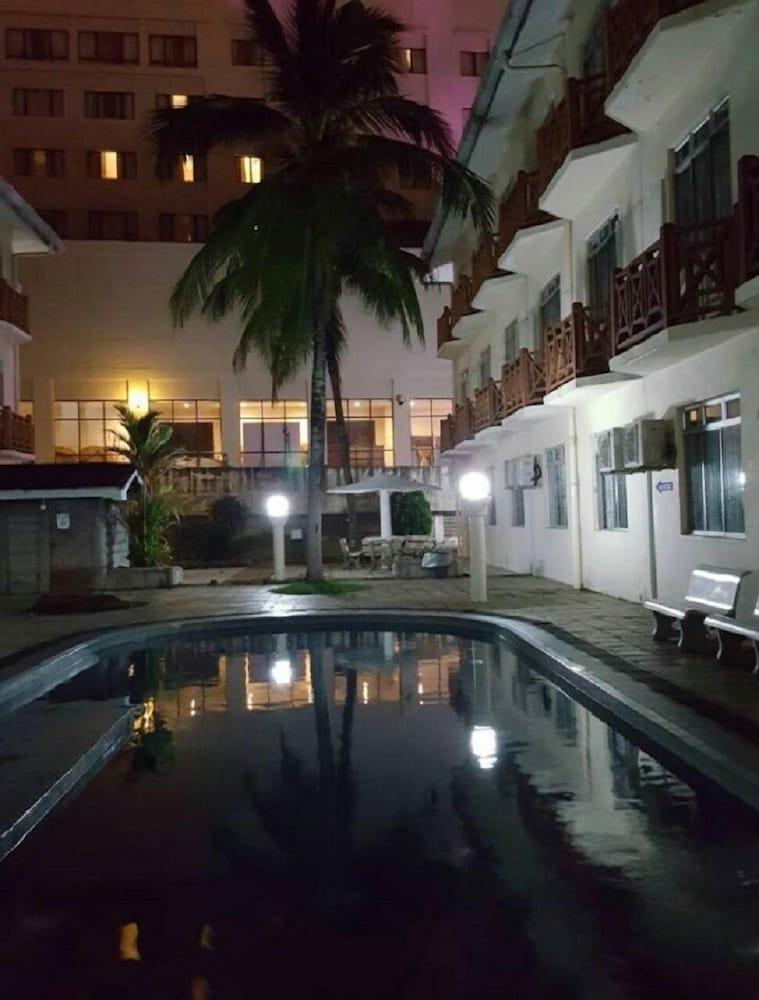 Hotel Seri Malaysia Kuantan Kültér fotó