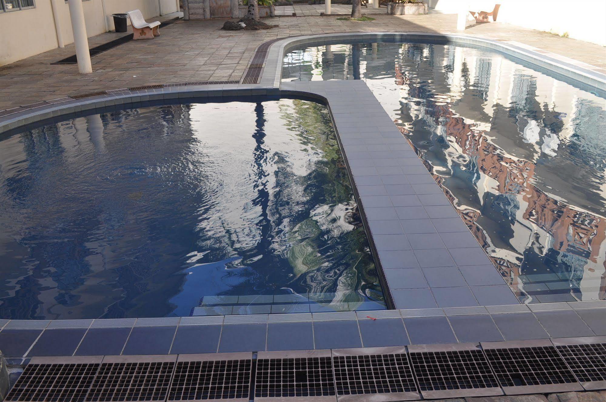 Hotel Seri Malaysia Kuantan Kültér fotó