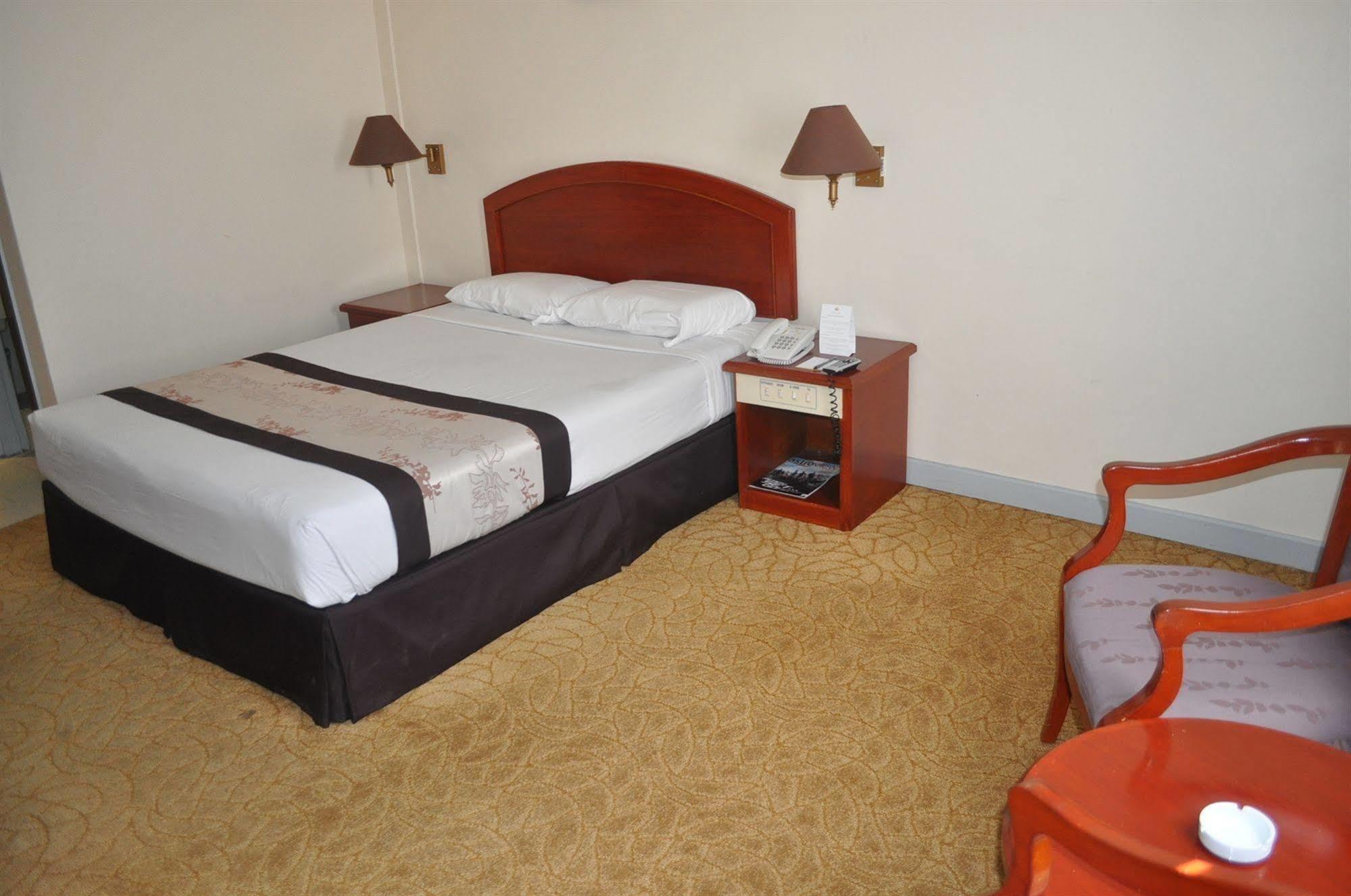 Hotel Seri Malaysia Kuantan Kültér fotó